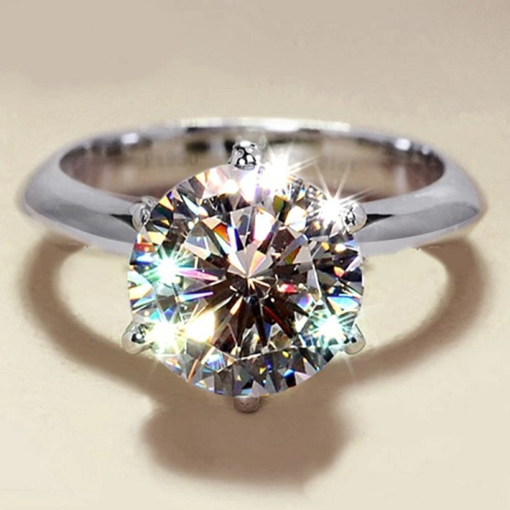 10k White Gold Solitaire Ring Cubic Zirconia Size 6